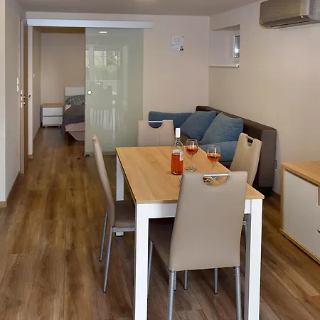 Apartmán Baberkak Vendeghaz *